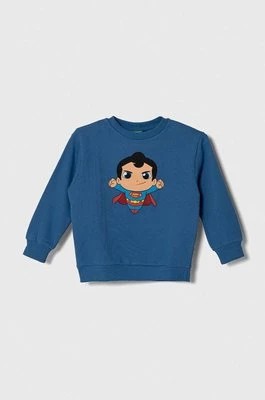 Zdjęcie produktu United Colors of Benetton bluza bawełniana dziecięca x DC kolor niebieski z nadrukiem