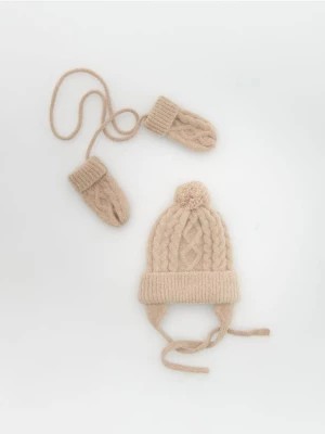 Zdjęcie produktu Reserved - Zestaw czapka i rękawiczki - beżowy