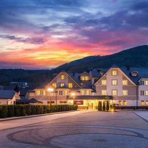 Pobyt w hotelu Hotel Skalite Spa & Wellness w Szczyrku -31%