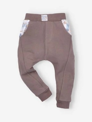 Zdjęcie produktu Spodnie dresowe  z bawełny organicznej dla chłopca- brązowe NINI