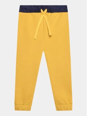 Zdjęcie produktu United Colors Of Benetton Spodnie dresowe 3PANGF02R Żółty Regular Fit