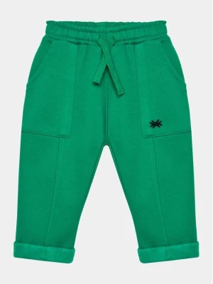 Zdjęcie produktu United Colors Of Benetton Spodnie dresowe 3V0KGF031 Zielony Regular Fit