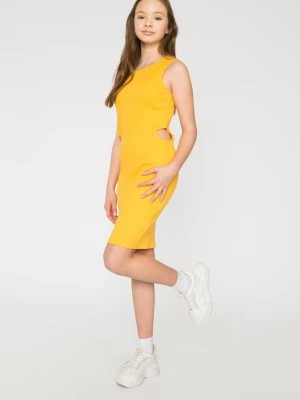 Zdjęcie produktu Żółta krótka sukienka z wycięciami Reporter Young