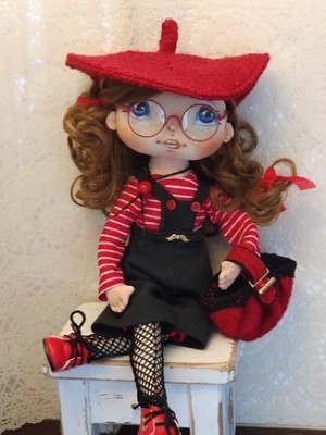 Zdjęcie produktu Lalka w berecie i okularach PastelowaLala